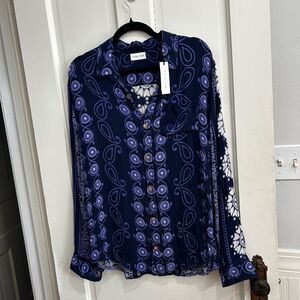 NWT - Pattern Button Down